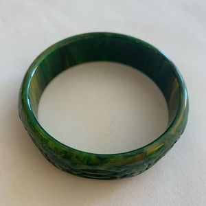 Vintage Bakelite Mottled Green Bangle Bracelet. Tested.